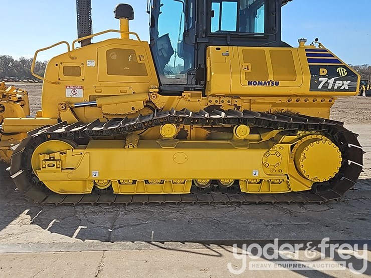 2023-komatsu-d71px-24-image-20
