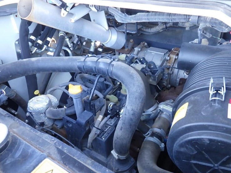 takeuchi-tl8r2-image-9