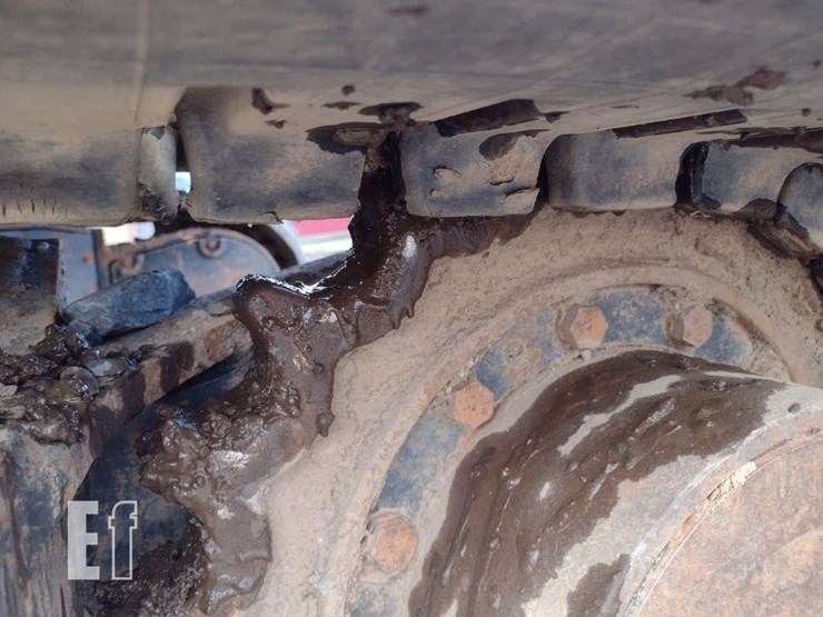 2014-bobcat-e85-image-31