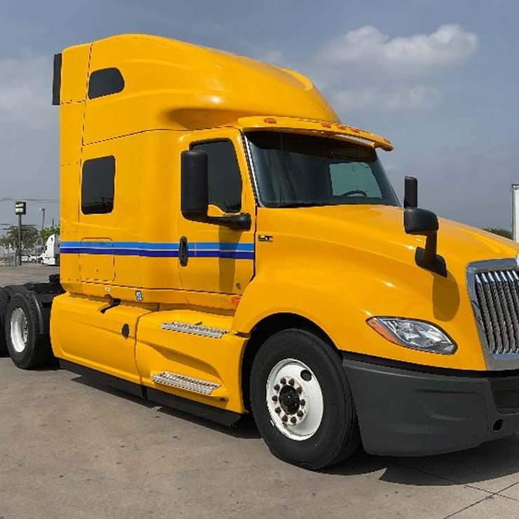 2020 INTERNATIONAL LT