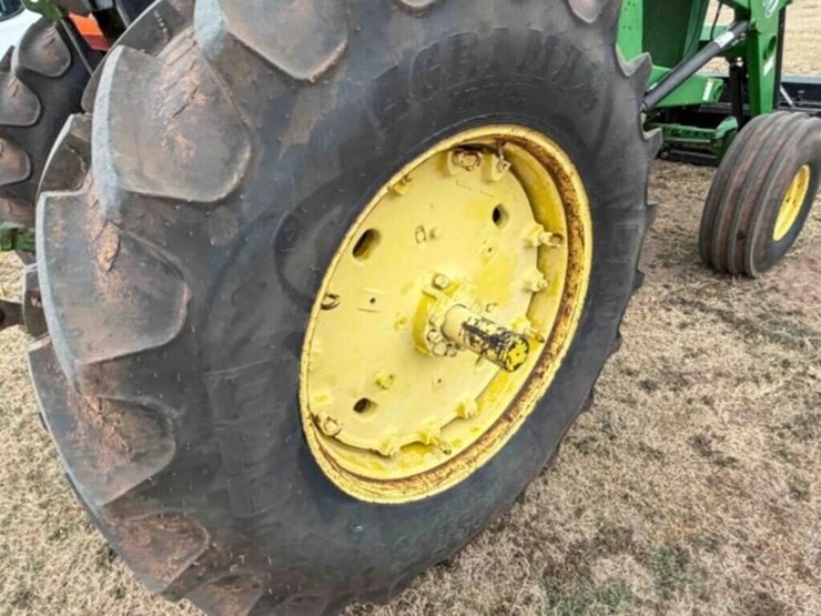 john-deere-4440-image-17