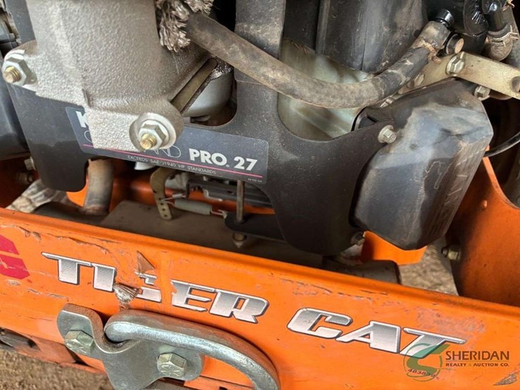 scag-tiger-cat-52"-mowing-deck-showing-1615-hours-image-8