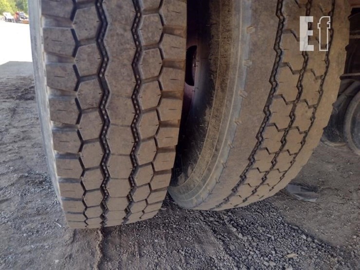 2008-international-durastar-4300-image-25