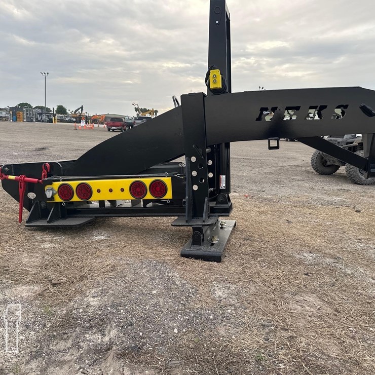 NEW/UNUSED 2025 NEKS FIFTH WHEEL WRECKER ATTACHMEN