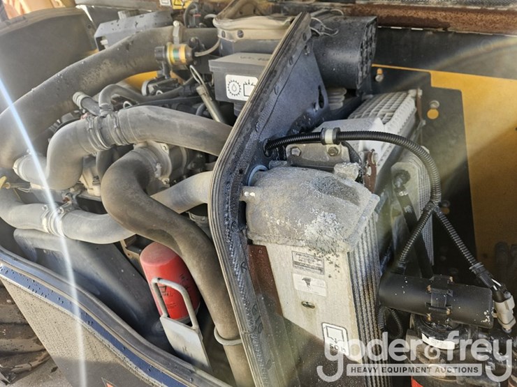 2015-jcb-507-42-image-21