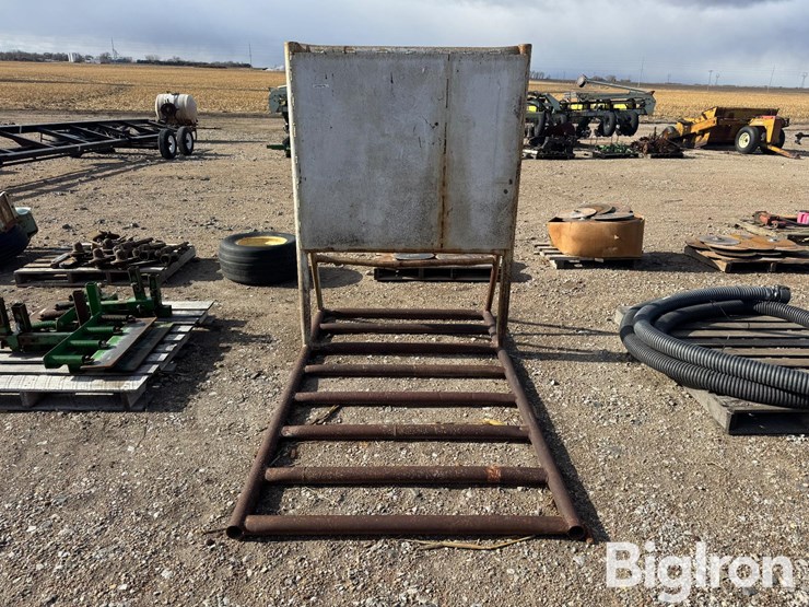 portable-drive-on-pivot-stop-image-2