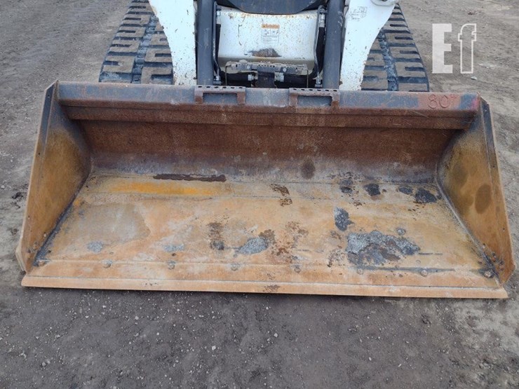 2017-bobcat-t740-image-18