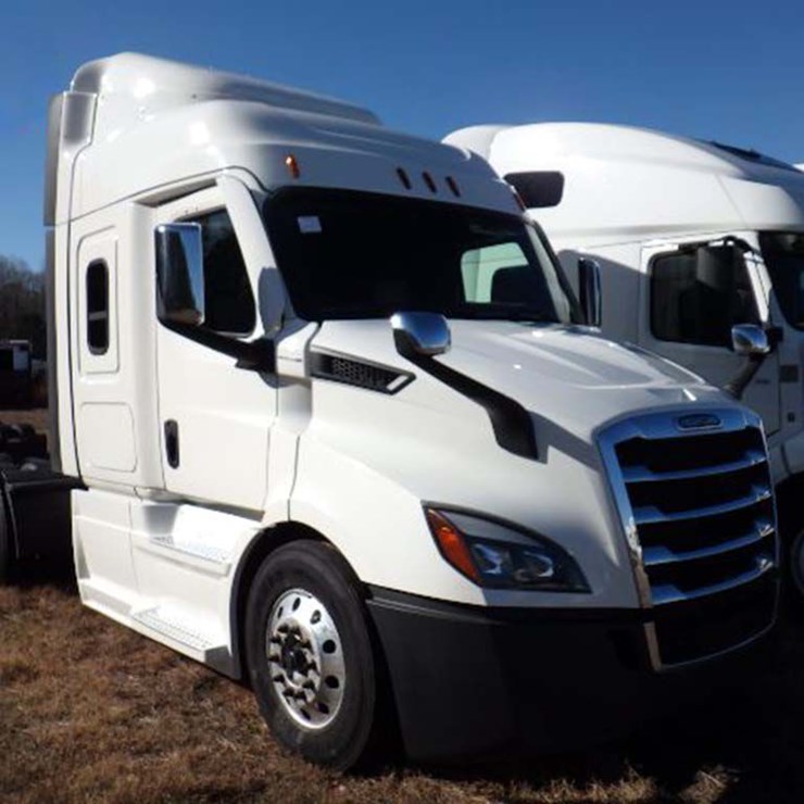 2022 FREIGHTLINER CASCADIA 116
