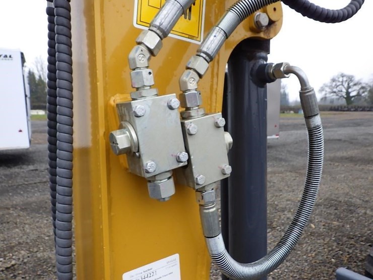 2022-xcmg-xe35u-image-12