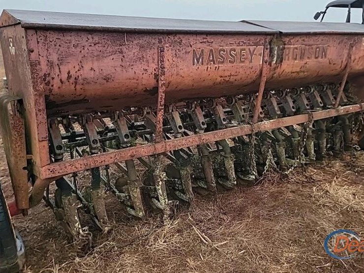 massey-ferguson-33-image-2