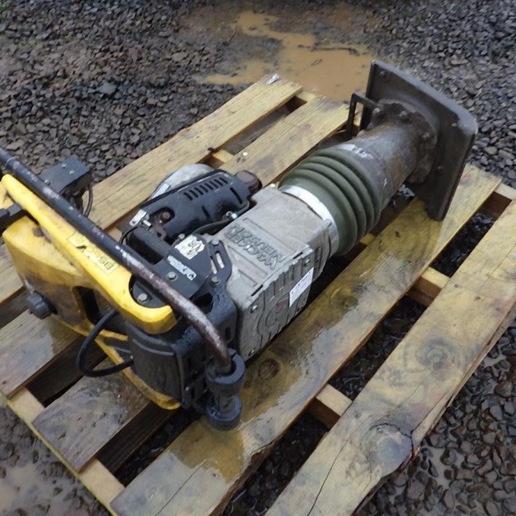 WACKER NEUSON BS60-2i