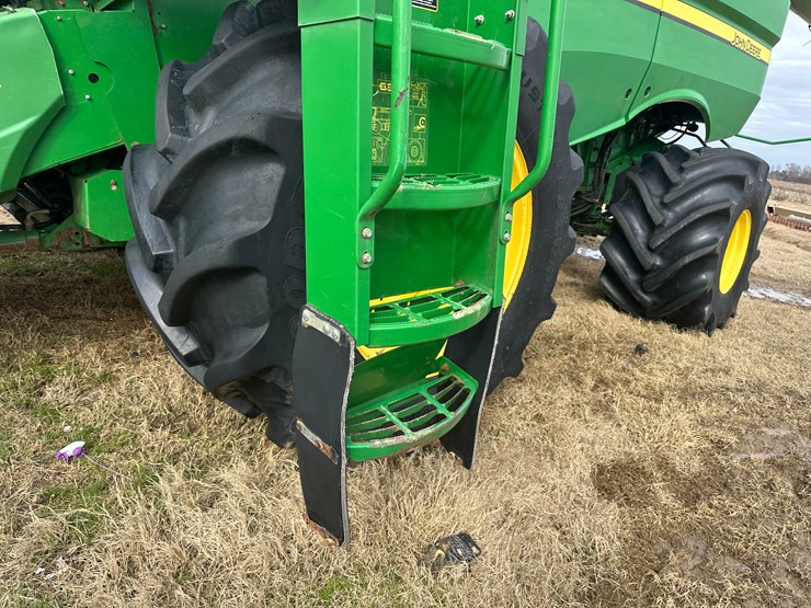 #38409-•-2014-john-deere-s680s-prwd-combine-image-22