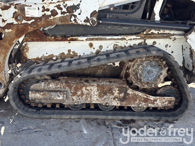 2019-bobcat-t450-image-17