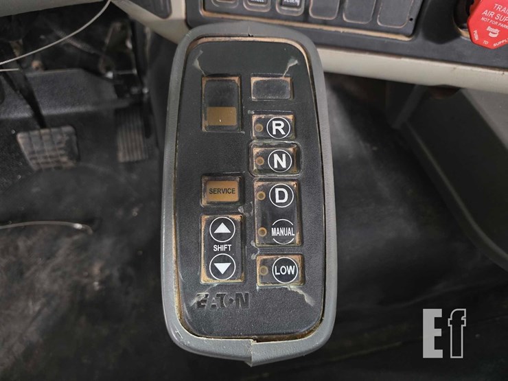 2017-international-transtar-8600-image-15