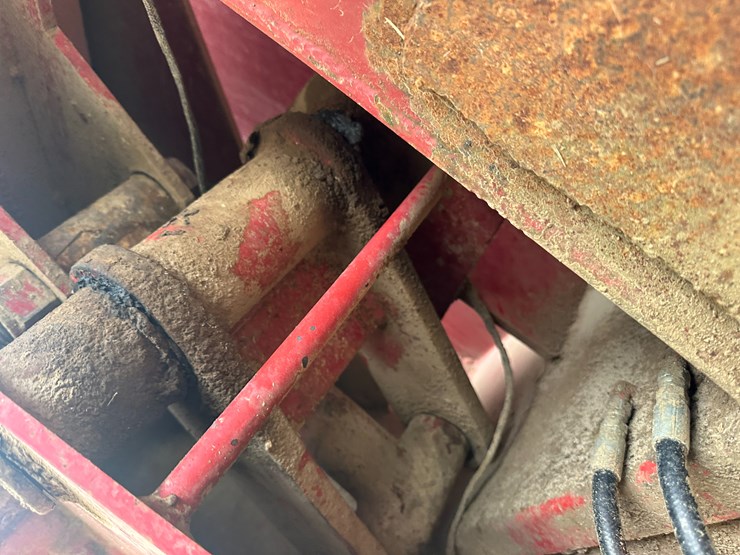 #38406-•-brandt-cgx-1050-grain-cart-image-26