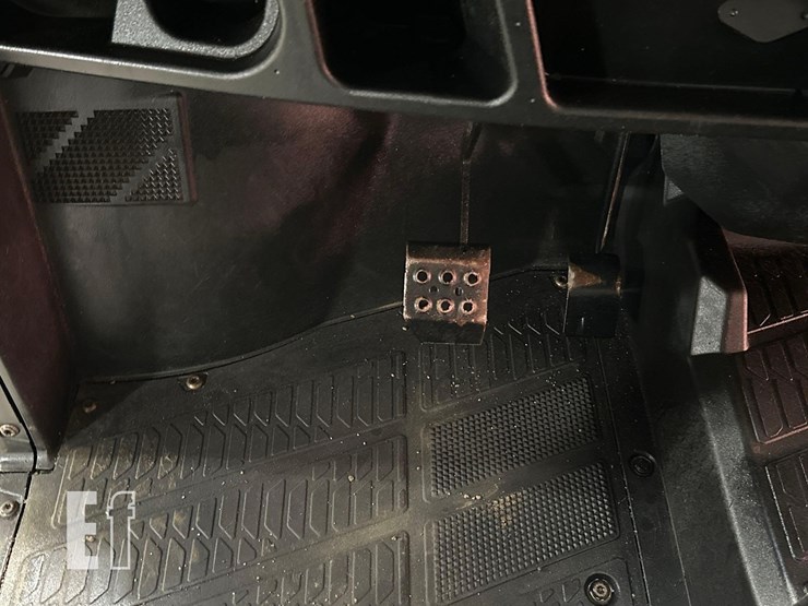 2022-polaris-pro-xd-fs-diesel-crew-image-14