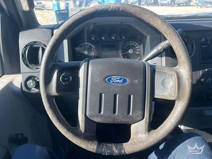 2016-utility-flatbed-image-13