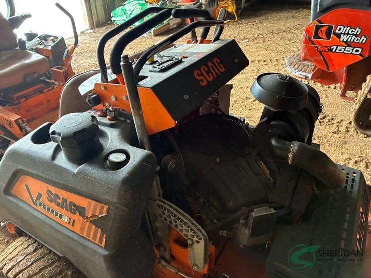 scag-stand-on-zero-turn-61"-mowing-deck-showing-1152-hours-image-16