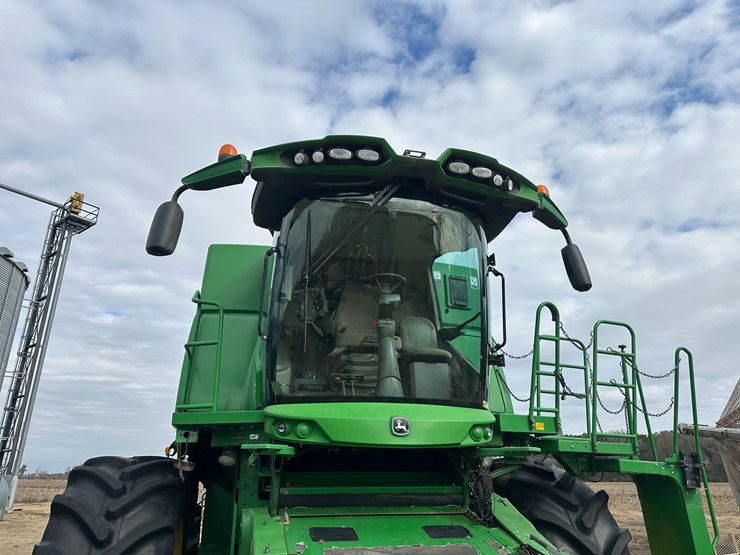 #38409-•-2014-john-deere-s680s-prwd-combine-image-26