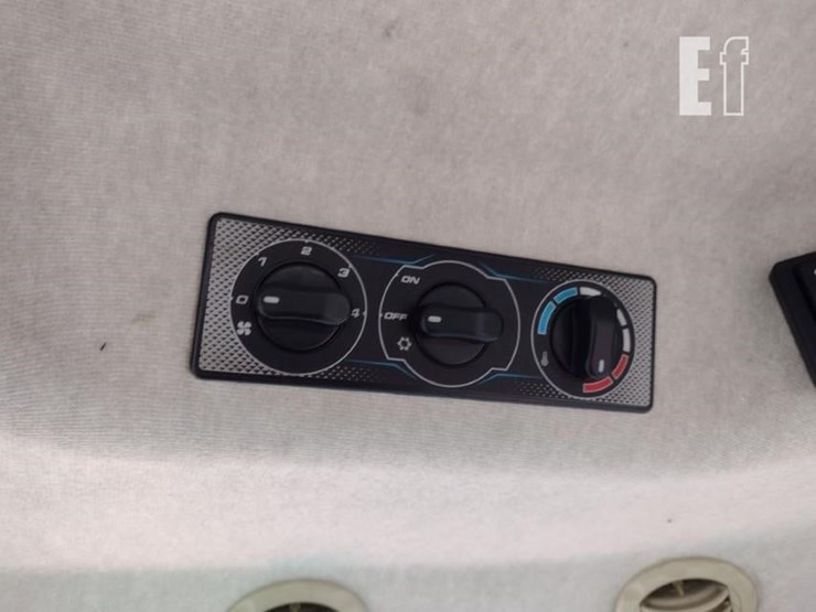 massey-ferguson-4-image-10