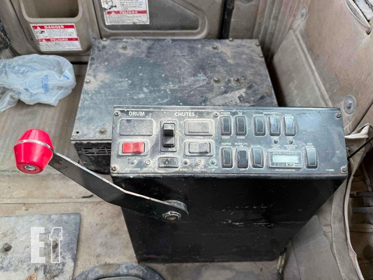 2007-international-paystar-5600-image-33