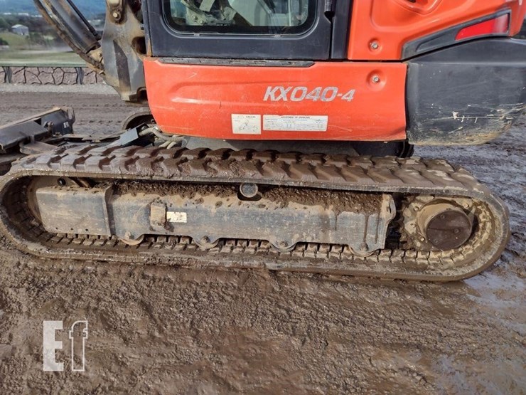 2017-kubota-kx040-4-image-28