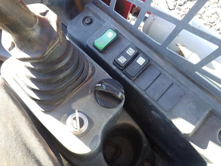 takeuchi-tl8r2-image-26