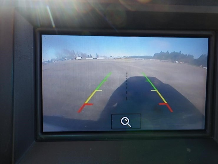 2020-ford-f150-image-28