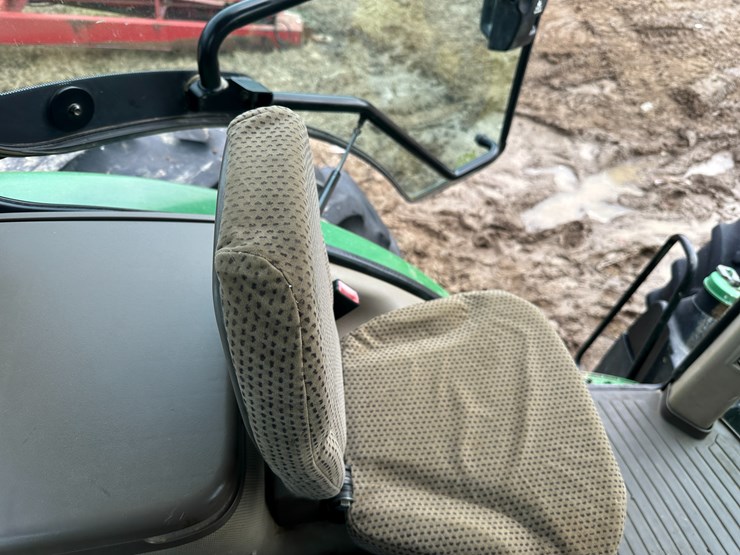 2010-john-deere-8345r-image-77