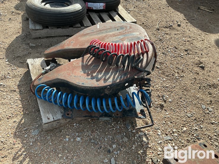 fontaine-fixed-no-slack-5th-wheel-hitch-image-8