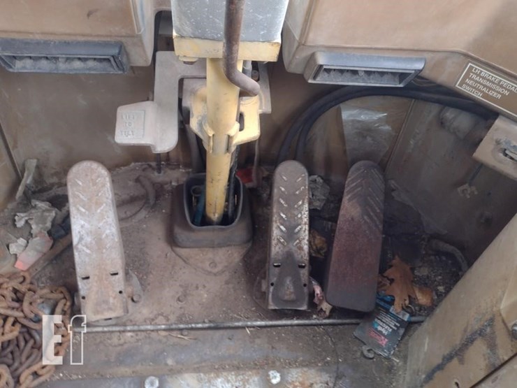 caterpillar-it28-image-11