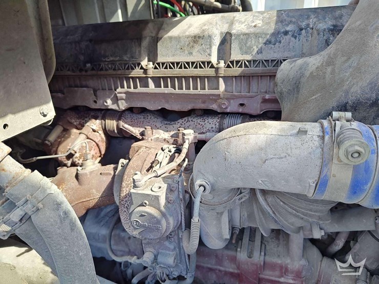 2022-mack-pinnacle-t/a-wet-kit-day-cab-truck-tractor-image-9