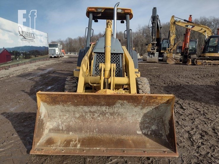 2005-deere-310g-image-2