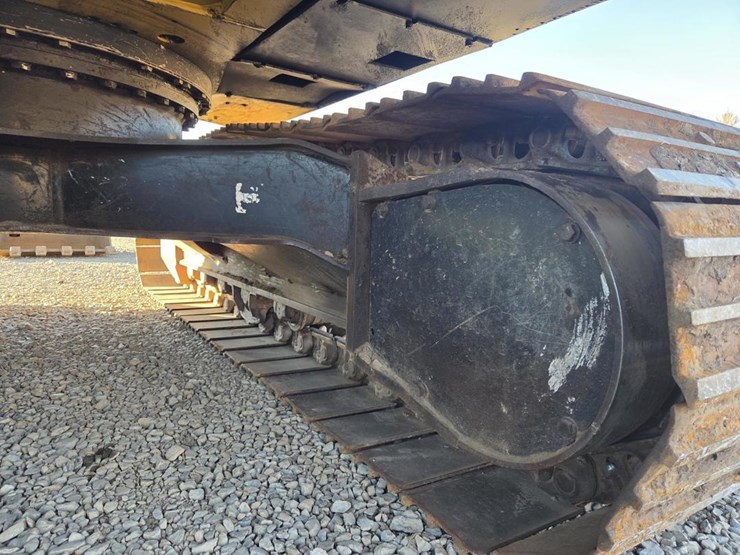 2012-deere-160d-lc-image-57