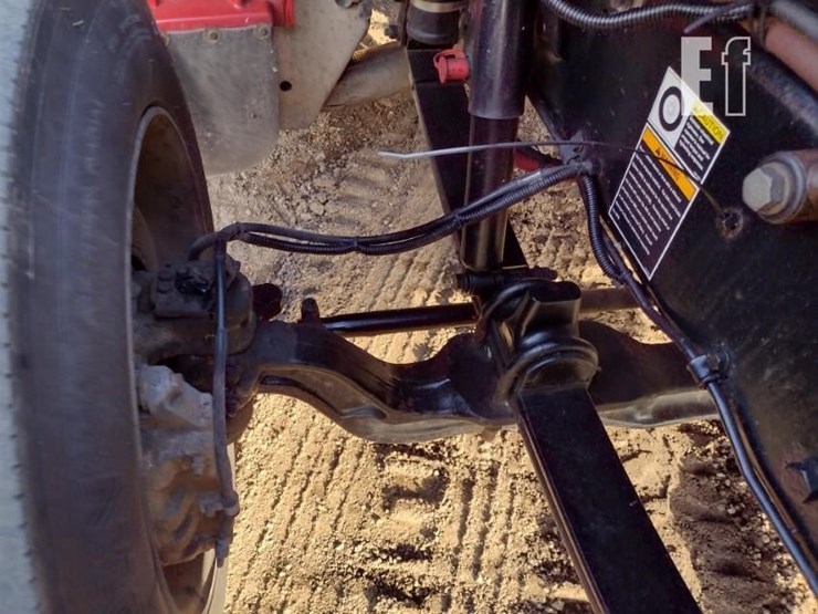 peterbilt-330-image-19