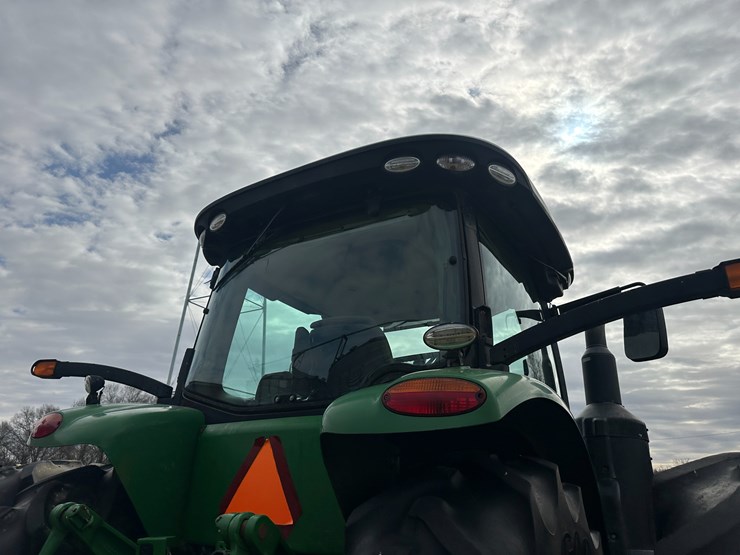 2010-john-deere-8345r-image-50
