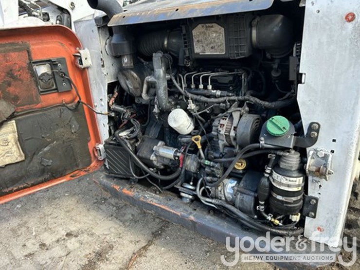 2016-bobcat-t650-image-11