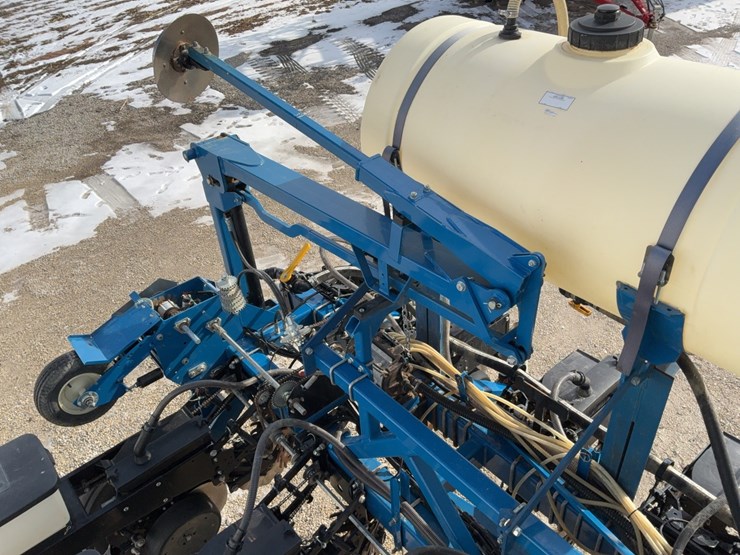 kinze-3600-image-66