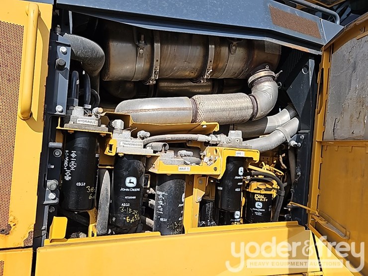 2017-deere-672g-image-18