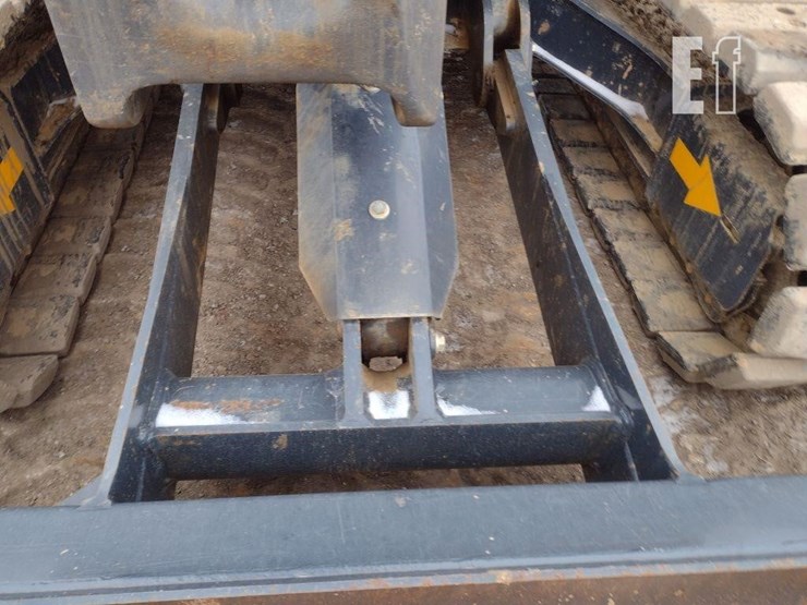 2021-deere-85g-image-20