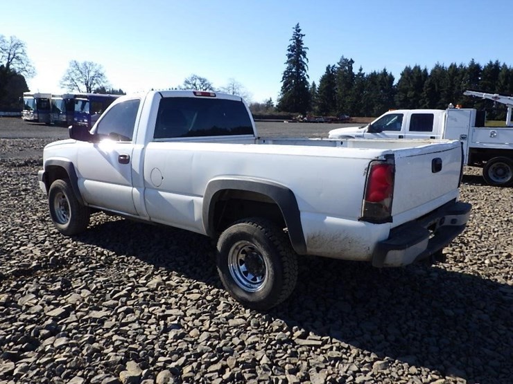 2006-chevrolet-2500-image-5