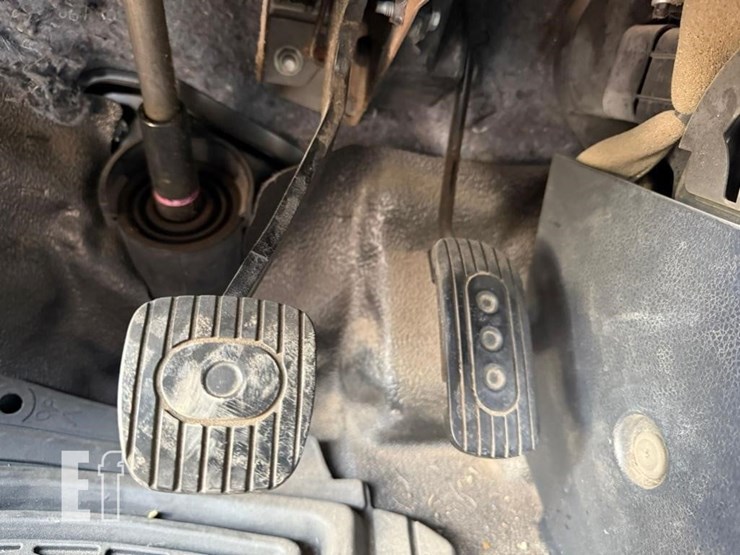 2017-chevrolet-city-express-image-16