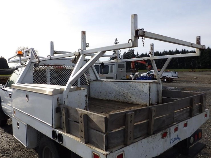 2005-chevrolet-3500-image-11