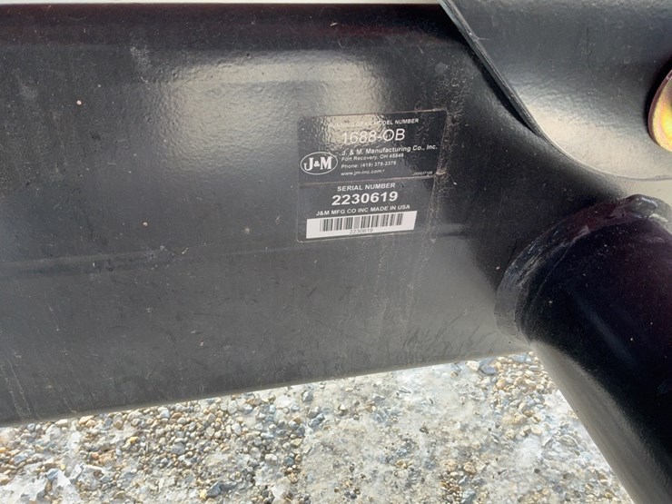 j&m-555-gravity-wagon-image-31