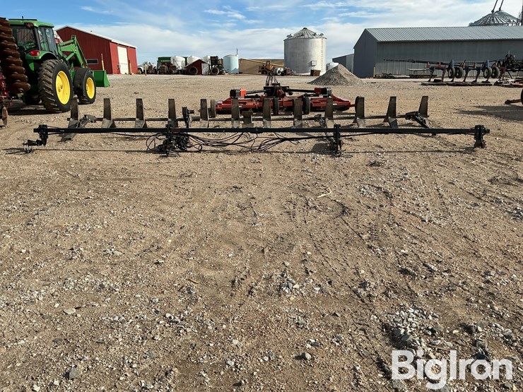 patriot-crop-sweeper-12-row-hyd-adjustable-corn-head-reel-image-6