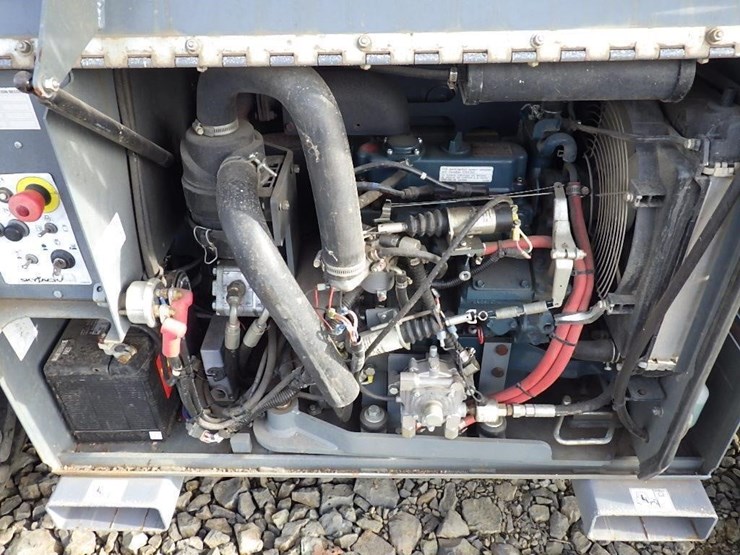 skyjack-sj6832rt-image-11