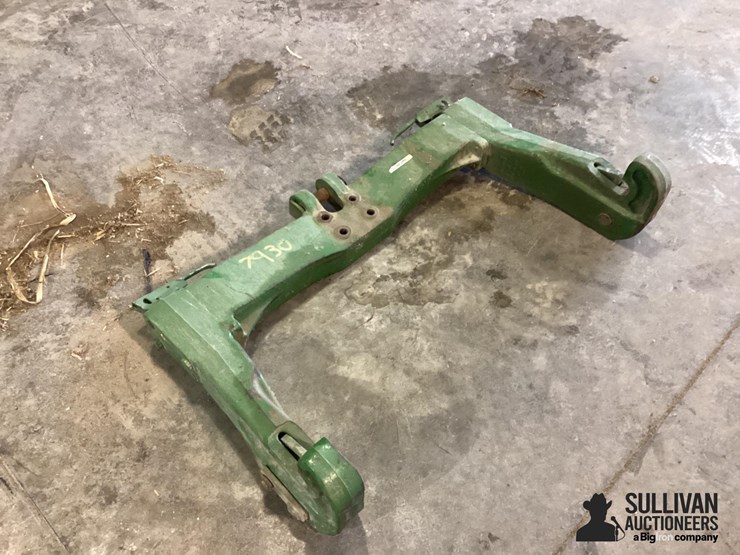 john-deere-quick-hitch-image-1