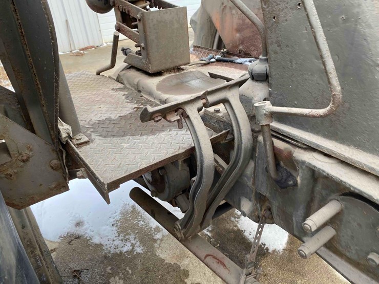 sheppard-diesel-tractor-image-15