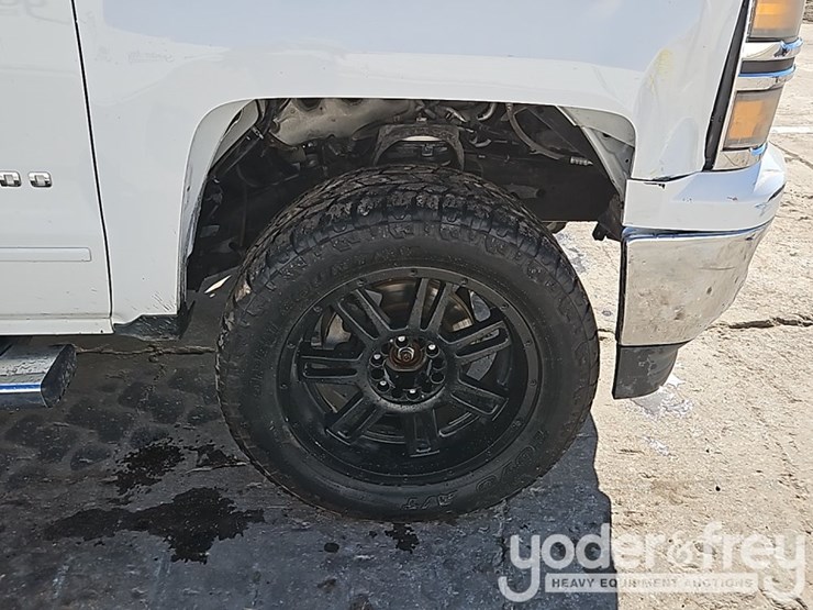 2015-chevrolet-silverado-1500-image-10