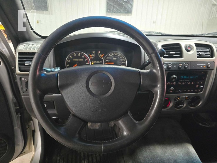 2012-chevrolet-colorado-image-11